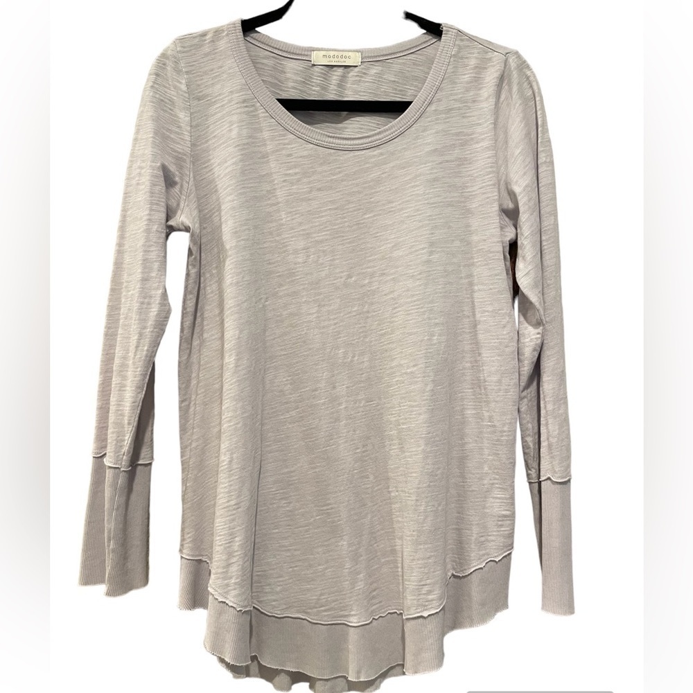 Mododoc Los Angeles gray long sleeve tunic top size small